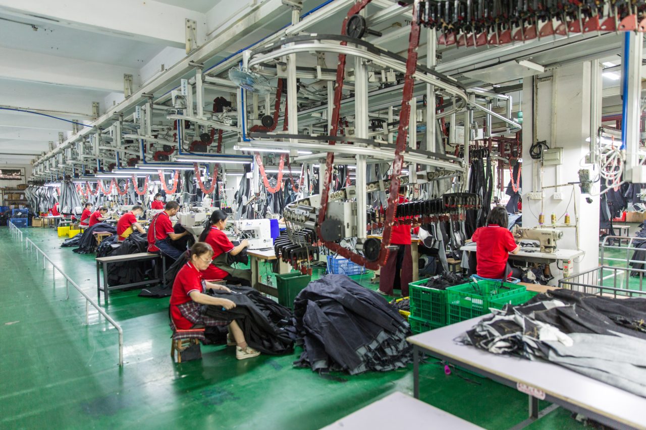 Washing plant and workshop